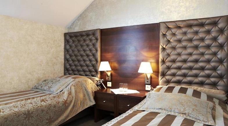 Maxima Hotel Wolanów Eksteriør bilde